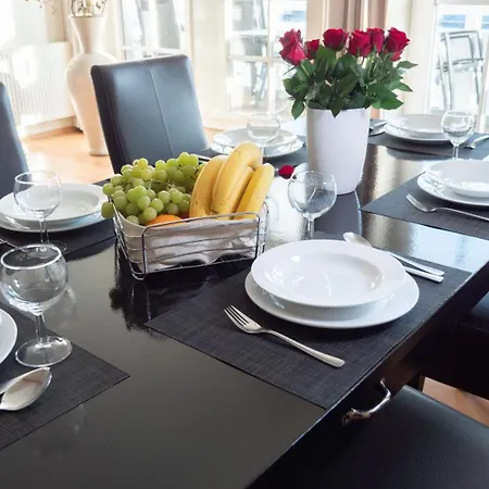 Penthouse Groote 551 *